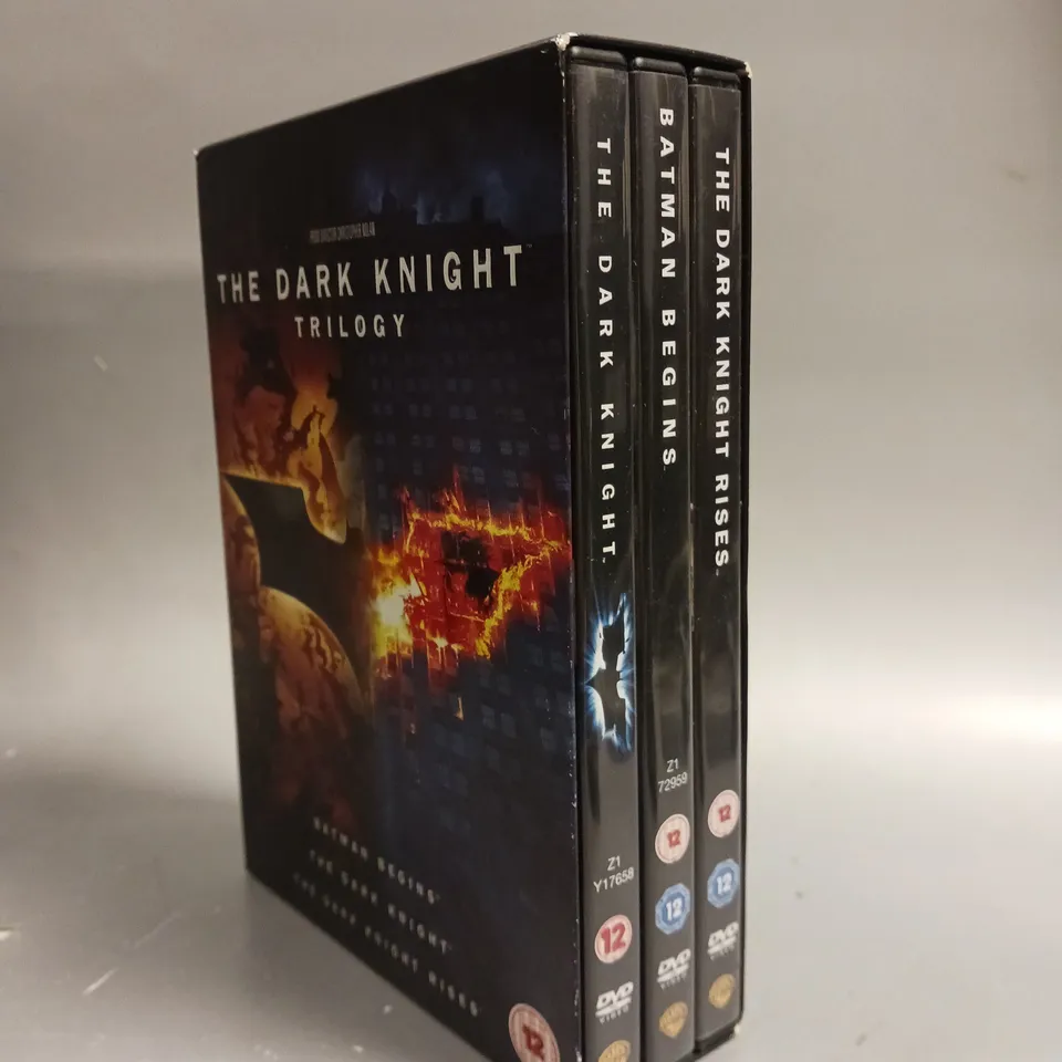 THE DARK KNIGHT TRILOGY DVD BOX SET 