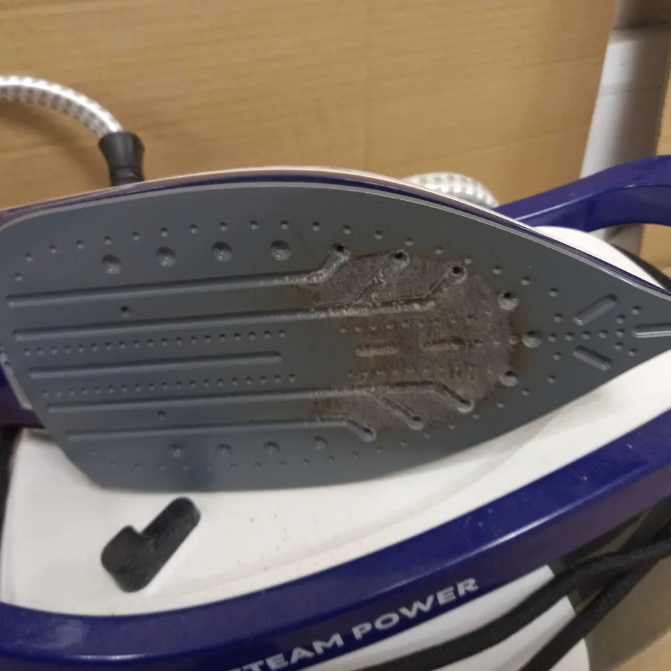 RUSSELL HOBBS STEAM GENERATOR IRON - PURPLE/WHITE