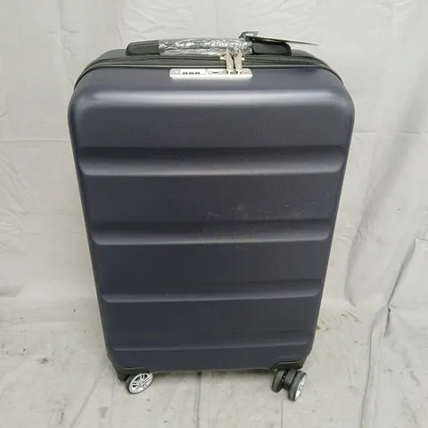 TRAVEL SENTRY HARDSHELL TRAVEL CASE IN NAVY
