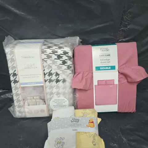 BOX OF ASSORTED DUVET SETS AND FITTED SHEETS
