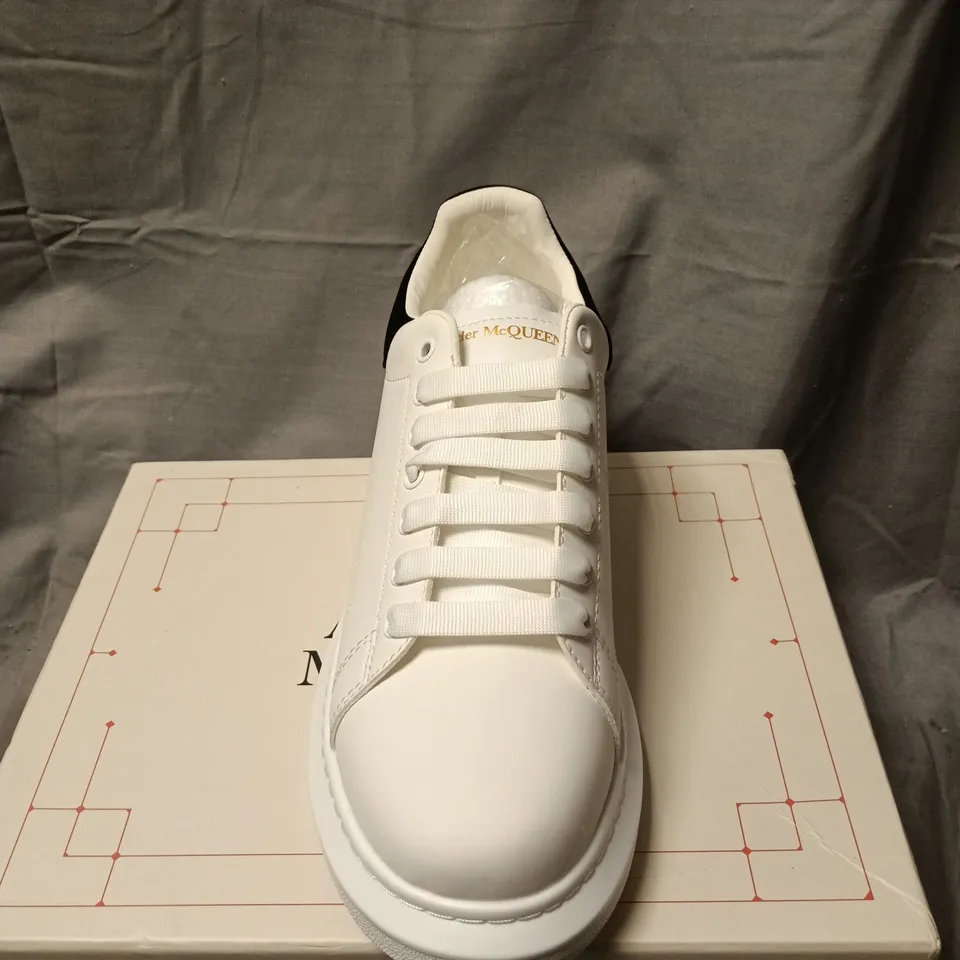 ALEXANDER MCQUEEN OVERSIZED SNEAKER – WHITE LEATHER WITH BLACK HEEL TAB SIZE 45 BOXED