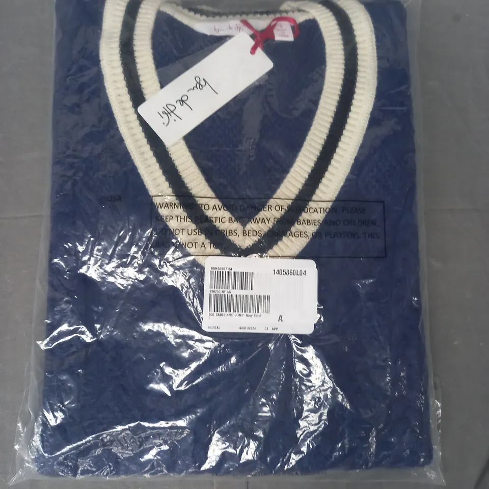 BEN DE LISI CABLE KNIT JUMPER IN NAVY - SIZE SMALL
