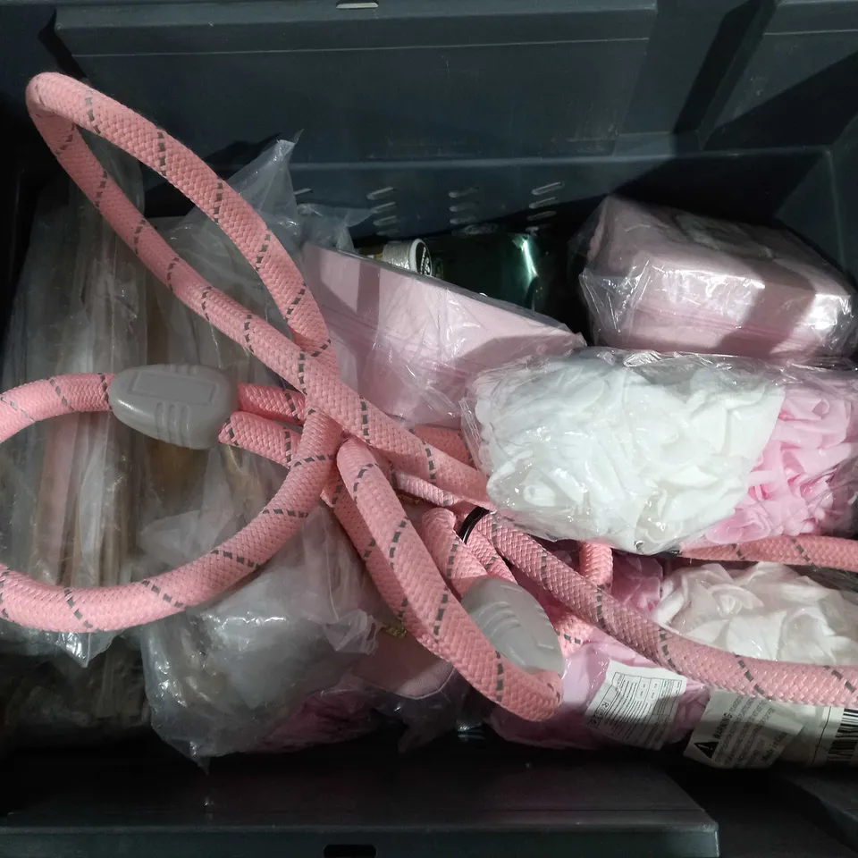 APPROX 15 HOUSEHOLD ITEMS TO INCLUDE CUTLERY, GROUT PEN, KENAIR VALVES