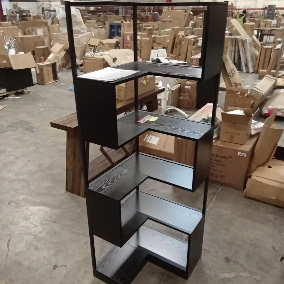 DESIGNER CORNER BOOKSHELF