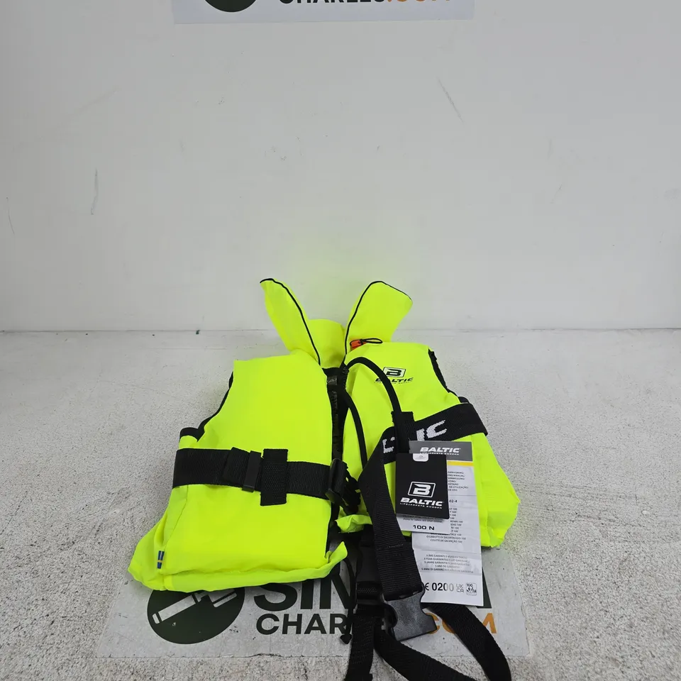 BALTIC LIFEJACKET DOLLY UV-YELLOW FOR 15–30 KG CHILD