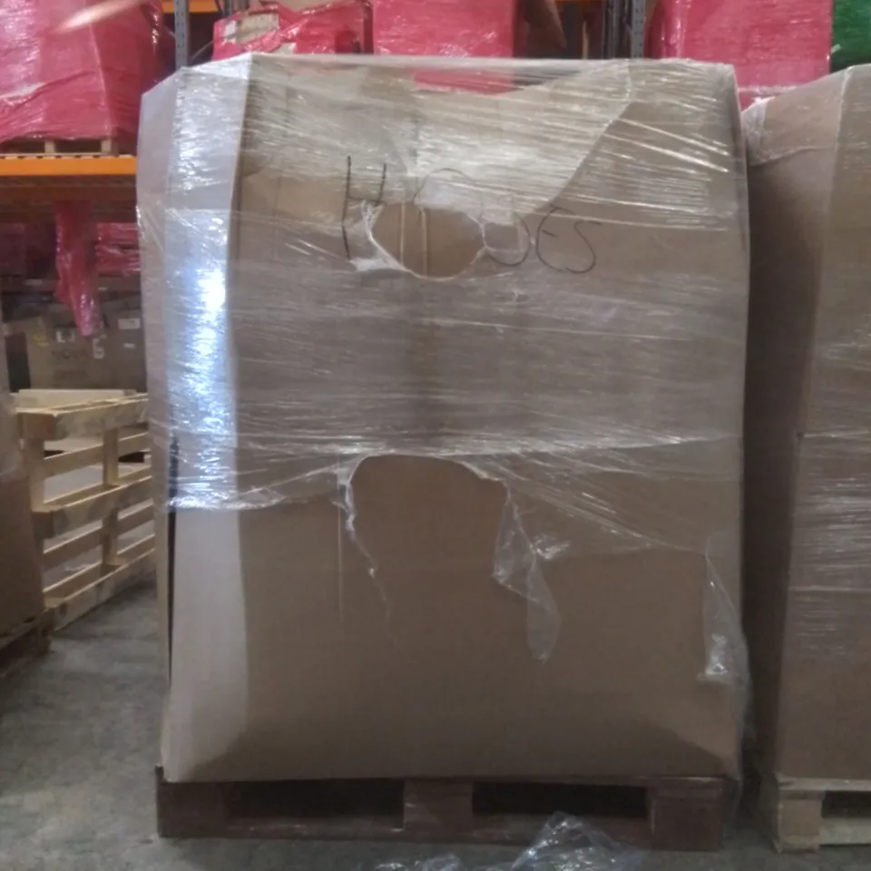 PALLET CONTAINING LARGE QUANTITY OF MULTI-PURPOSE HOSES 