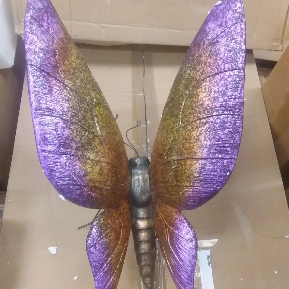 BOXED LARGE GARDEN BUTTERFLY ORNAMENT 