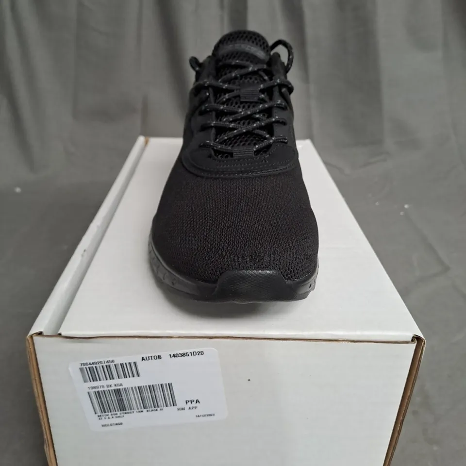 BOXED SKETCHERS BOB SPORT MEMORY FOAM TRAINERS IN BLACK - SIZE 6.5