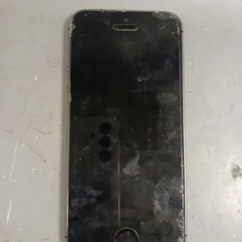 APPLE IPHONE 5S SMARTPHONE 