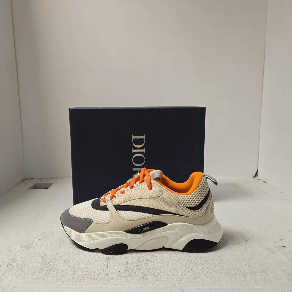 DIOR B22 CALFSKIN SNEAKER – UK 10 (EU 44), BEIGE/GRAY WITH ORANGE LACES