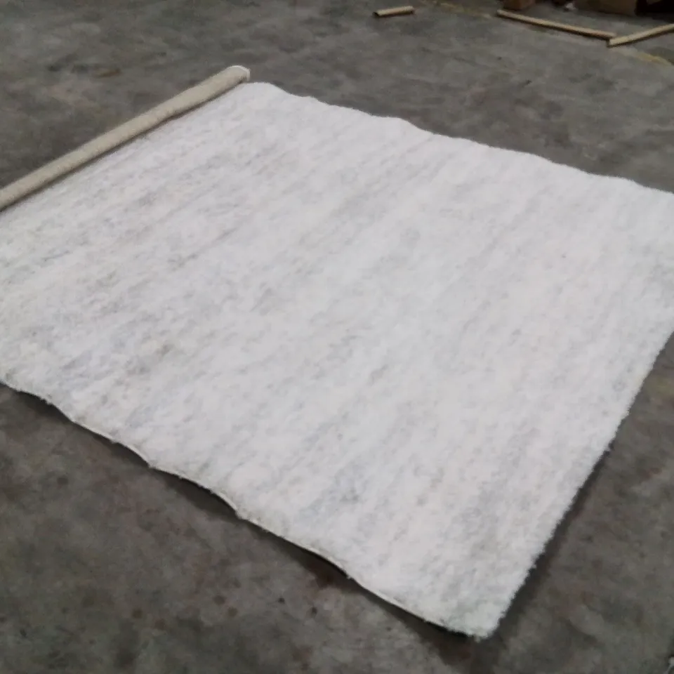 QUALITY DESIGNER AREA RUG - APPROXIMATELY 230X160CM