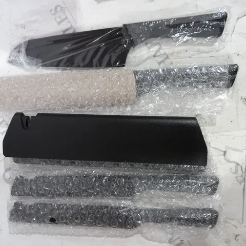 COOK'S ESSENTIALS SET OF KNIVES WITH SHARPENING SHEATHS IN BLACK