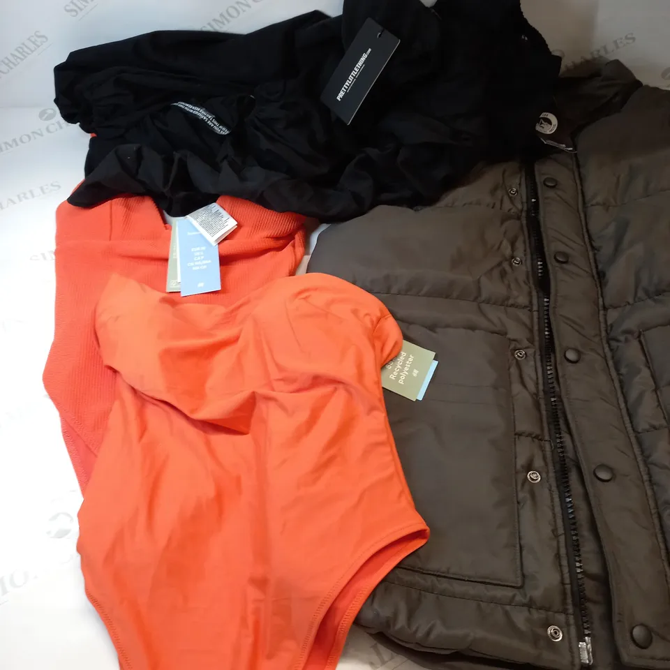 LARGE BOX OF ASSORTED CLOTHING TO INCLUDE H&M, TOKYO LEE AND PRETTYLITTLETHING