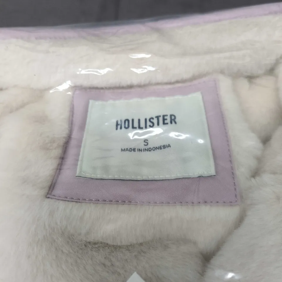HOLLISTER SMALL PINK COAT WITH FLEECE LINING