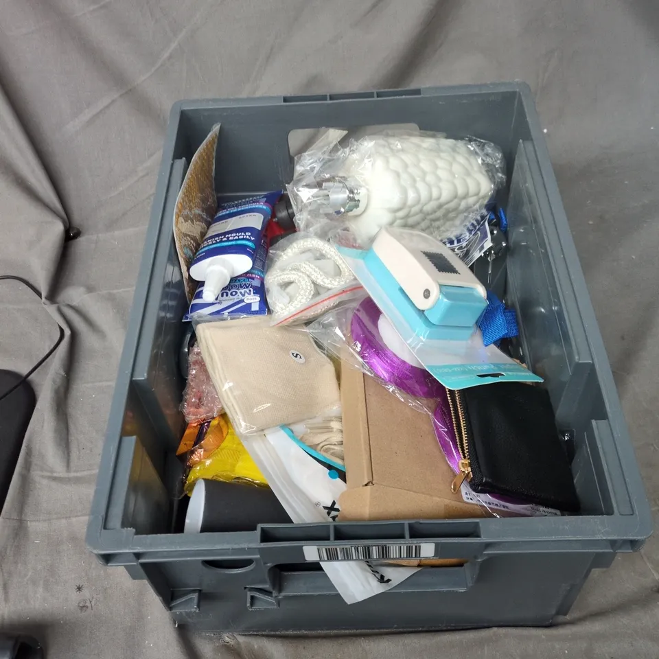 TOTE OF APPROXIMATELY 12 ASSORTED ITEMS TO INCLUDE: HB PENCILS WITH ERASERS 