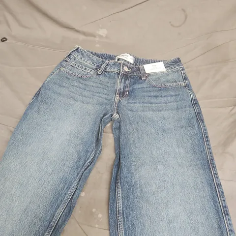 HOLLISTER LOW-RISE BAGGY JEANS, W28 REGULAR 