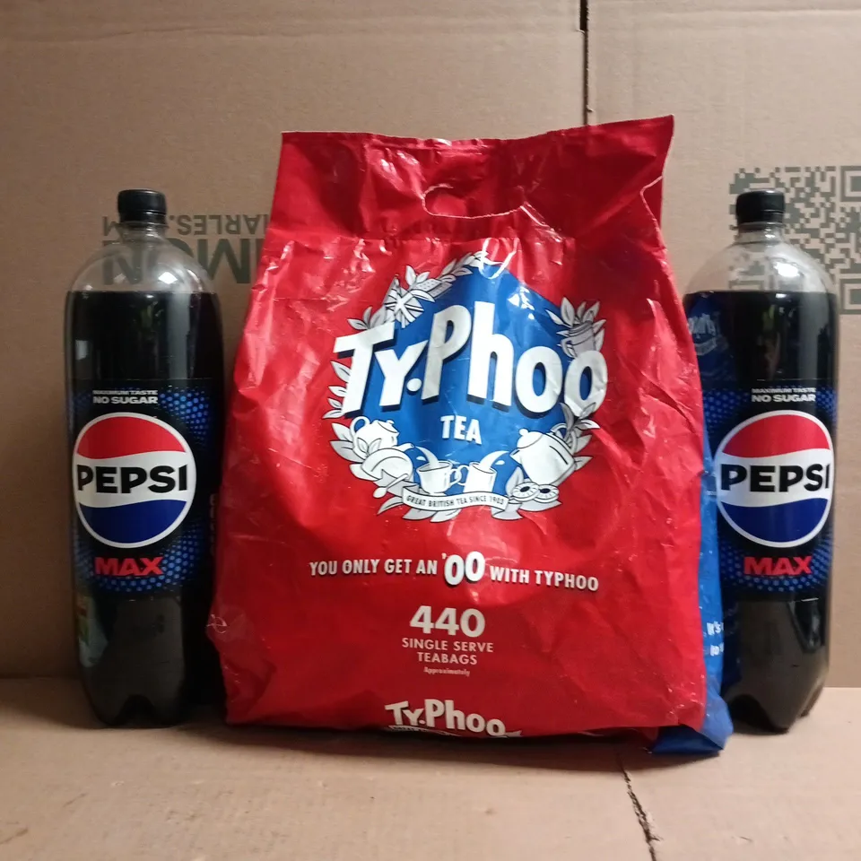 APPROXIMATELY 3 ASSORTED FOOD AND DRINK ITEMS TO INCLUDE TY.PHOO TEA, AND PEPSI, ETC