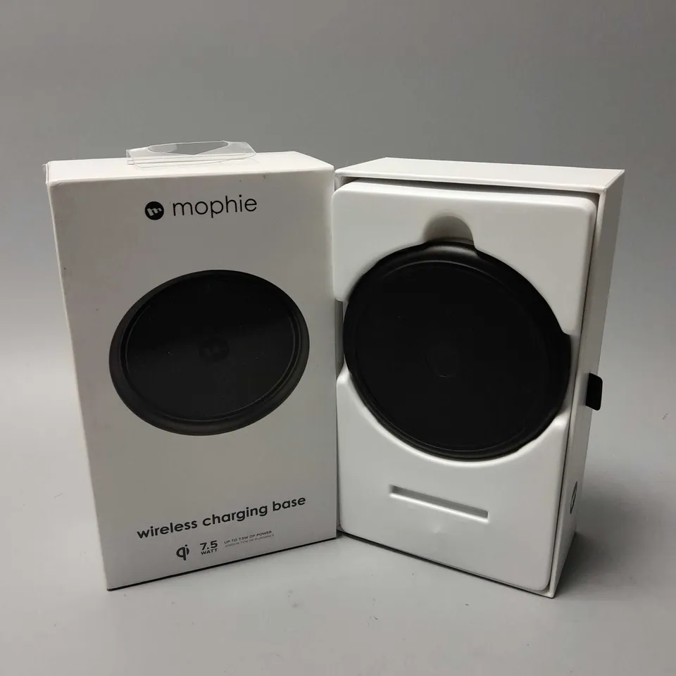 BOXED MOPHIE 7.5W WIRELESS CHARGING BASE 