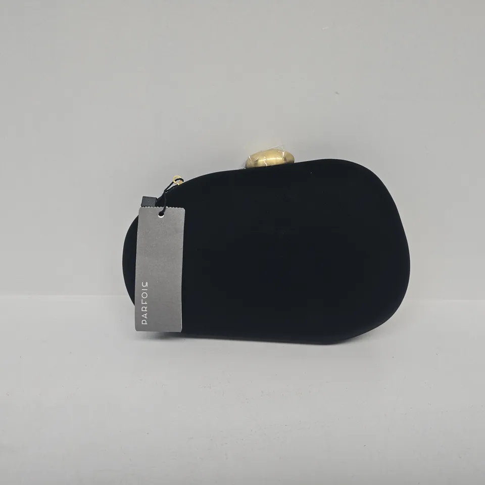PARFOIS BLACK CLUTCH BAG – SIZE S