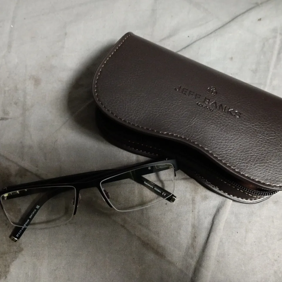 JEFF BANKS LONDON PRESCRIPTION GLASSES WITH BROWN LEATHER CASE