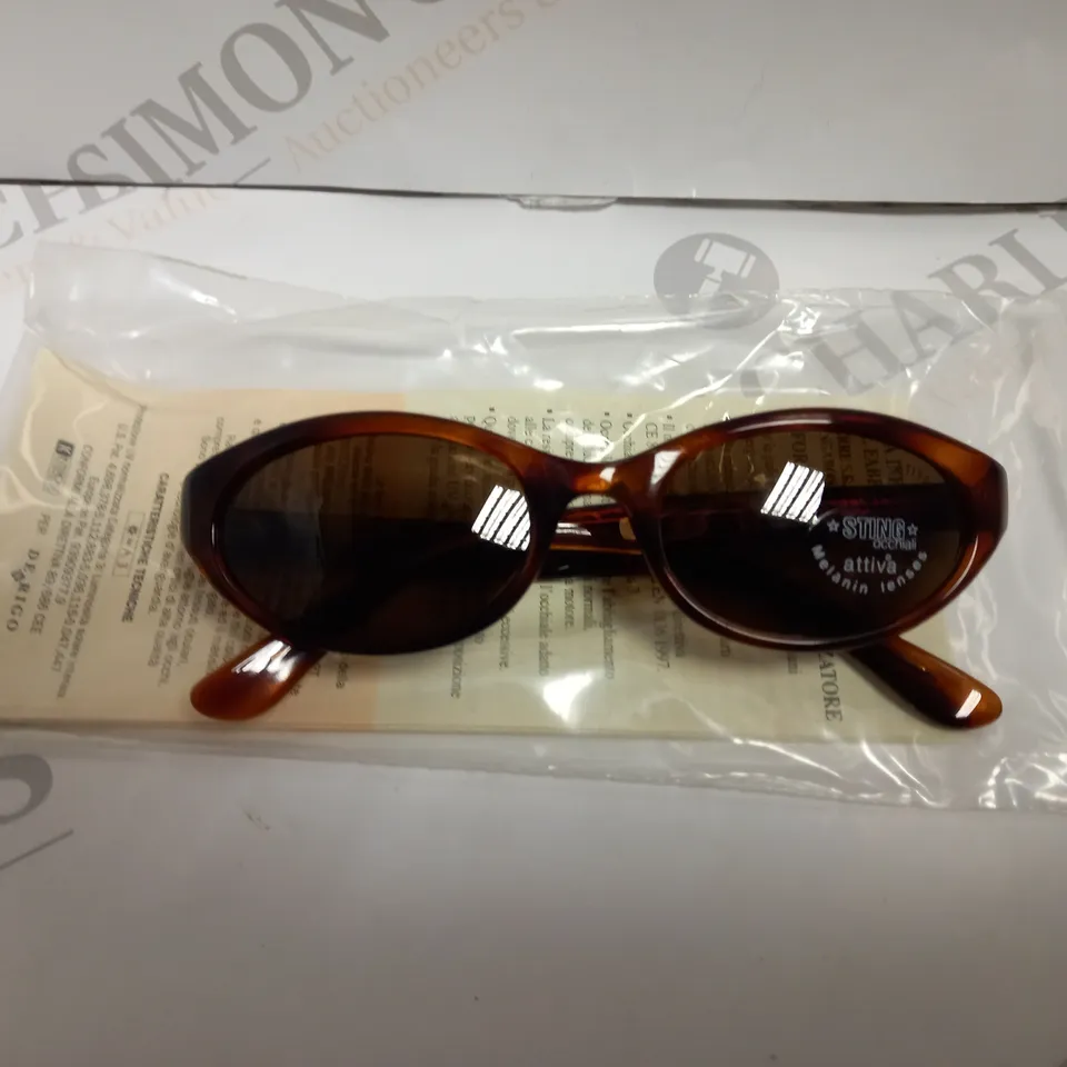 APPROXIMATELY 10 DIERRE STING SUNGLASSES