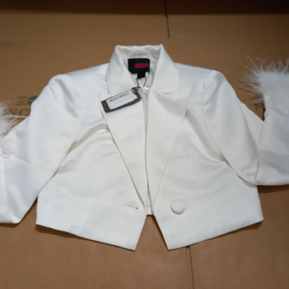 MISSPAP MINNIE PREMIUM FEATHER TRIM CROPPED BLAZER IN WHITE - UK 8