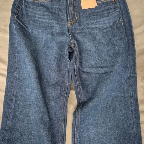 BODEN STRAIGHT LEG HIGH RISE JEANS IN BLUE SIZE W28 L