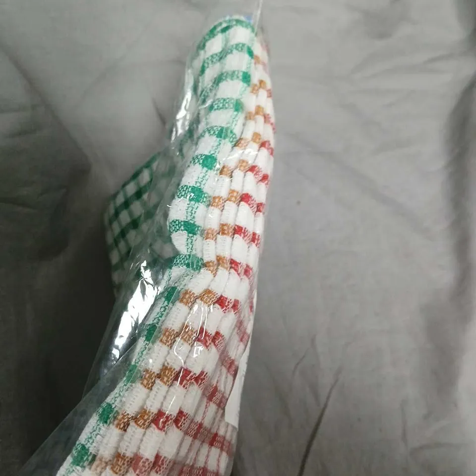 GINGHAM CHECK TEA TOWELS – PACKAGED SET (GREEN/WHITE & RED/WHITE)