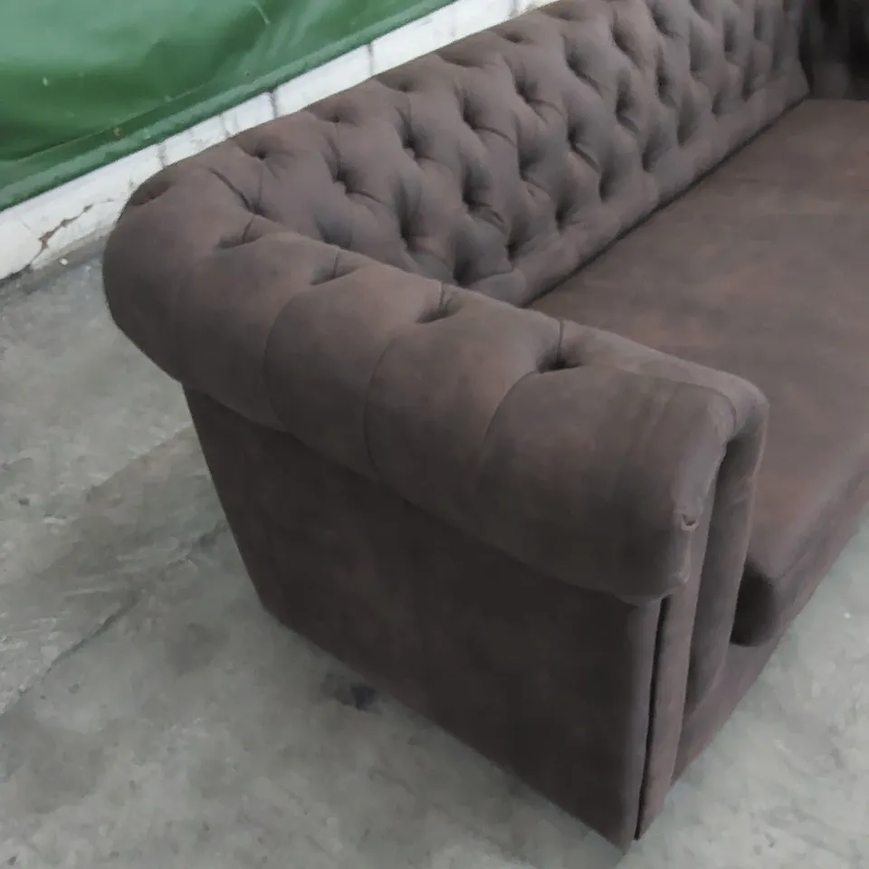 DESIGNER CHESTERFIELD STYLE 3 SEATER SOFABED IN CHOCOLATE BROWN