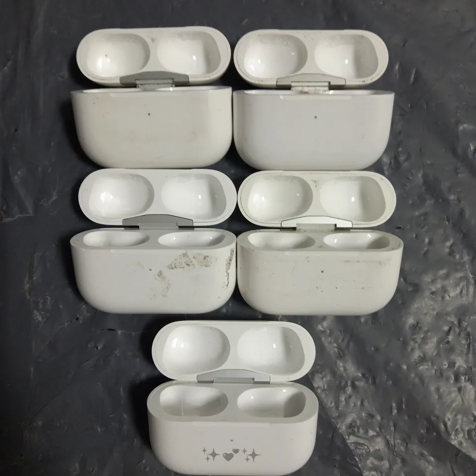 LOT OF 5 EMPTY APPLE AIRPODS PRO 2 CHARGING CASES A2700 IN WHITE