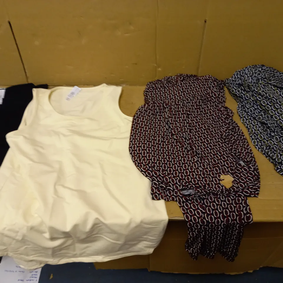 BOX OF MANY CLOTHES OF VARIED SIZES AND TYPES TO INCLUDE CAROLE HOCHMAN PM VELVET SET, KIM&CO JUMPSUIT, AND WYNNE SMALL VEST BLACK ETC. 