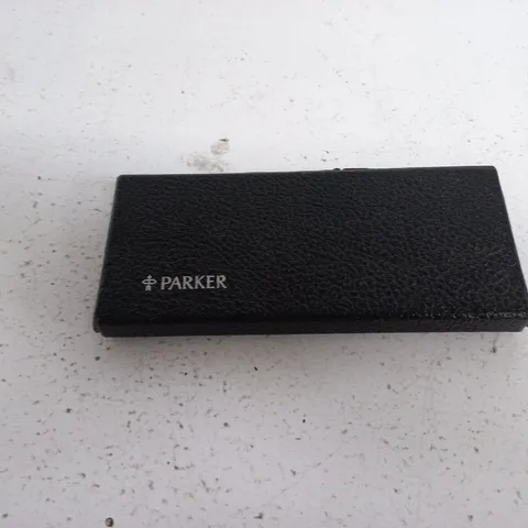 PARKER 2-PEN DESK SET IN BLACK LEATHERETTE CASE