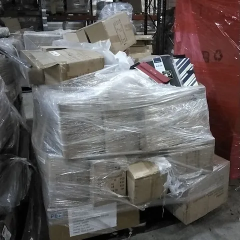 PALLET OF  ASSORTED TABLET CASES
