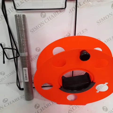 BOX OF ASSORTED HOUSE HOLD ITEMS TO INCLUDE WALLPAPER - HOSE HOLDER - DOG HARNESS / COLLECTION ONLY