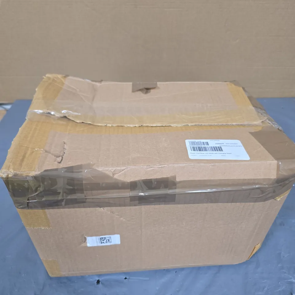 SHARK CRYOGLOW LED MASK WITH CHARGING STAND