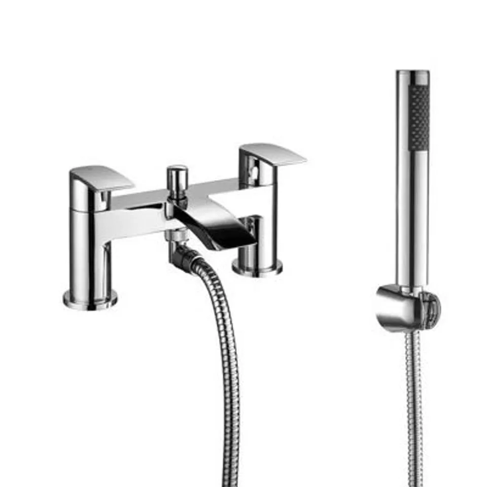 BOXED QUANDRO WALL MOUNTED BATH SHOWED MIXER
