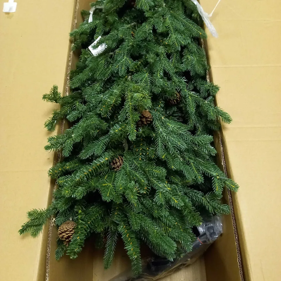 KELLY HOPPEN KENSINGTON FIR CHRISTMAS TREE - 6FT PINECONE COLLECTION ONLY 