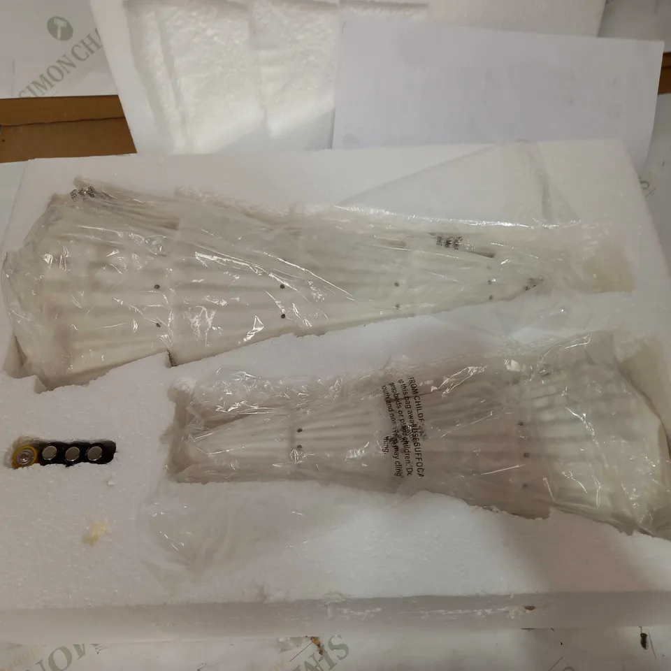 OUTLET K BY KELLY HOPPEN SET OF 2 LIGHT UP ORNAMENTS - TREES