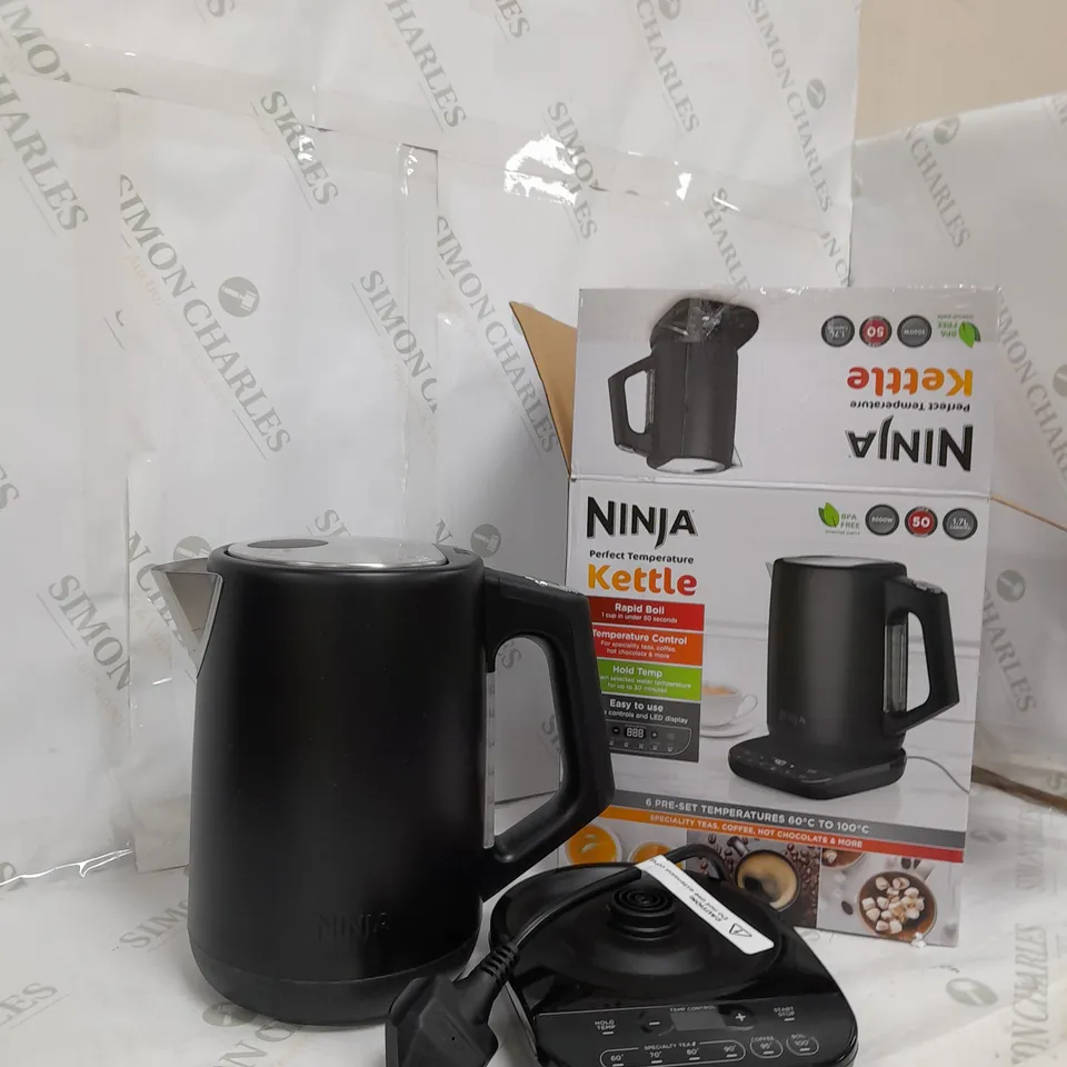 OUTLET NINJA PERFECT TEMPERATURE KETTLE