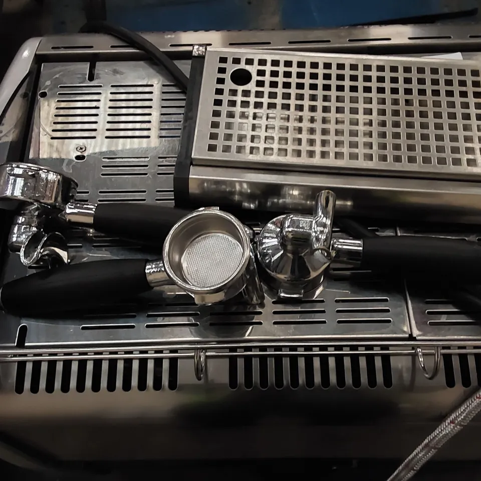 LA SPAZIALE S5 2-GROUP COMMERCIAL ESPRESSO COFFEE MACHINE 