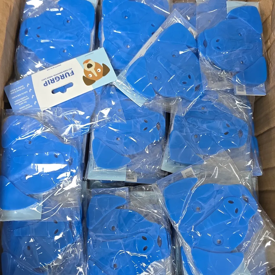 APPROXIMATELY 140 FURGRIP LAUNDRY PET HAIR REMOVERS - DOG