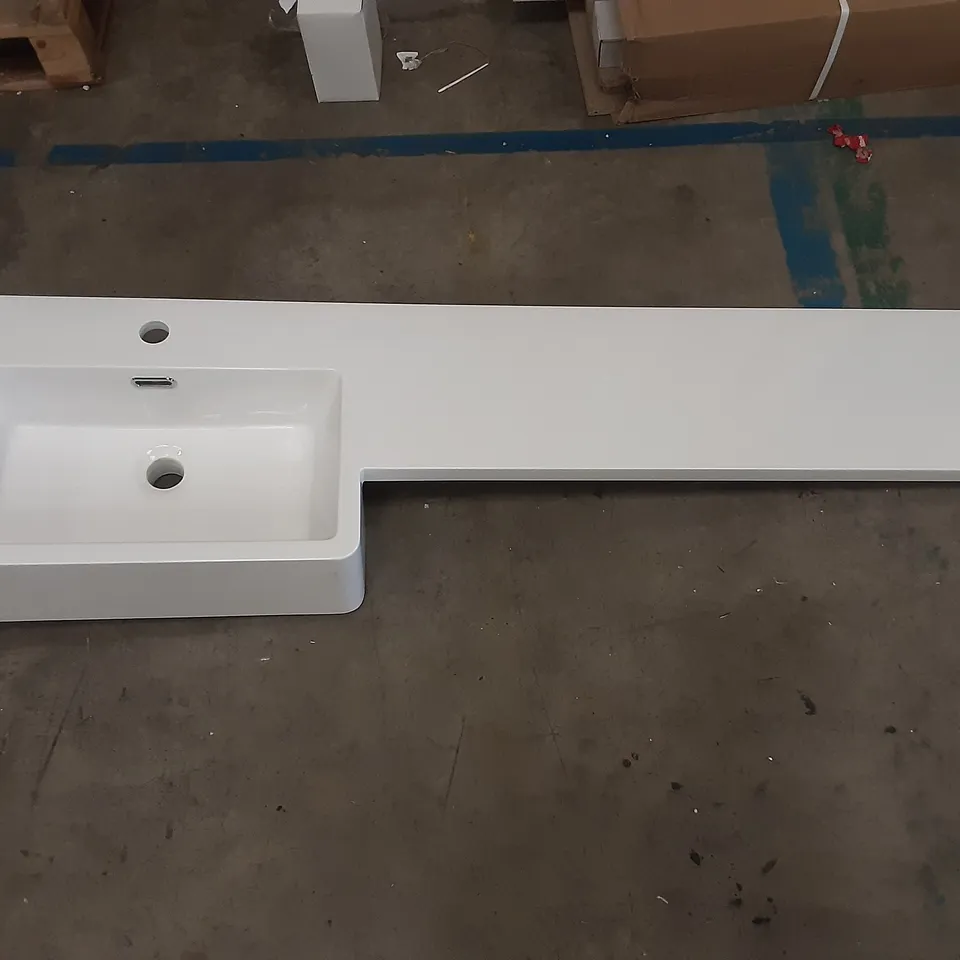 COMPOSITE 1 TAP WHITE VANITY UNIT BASIN