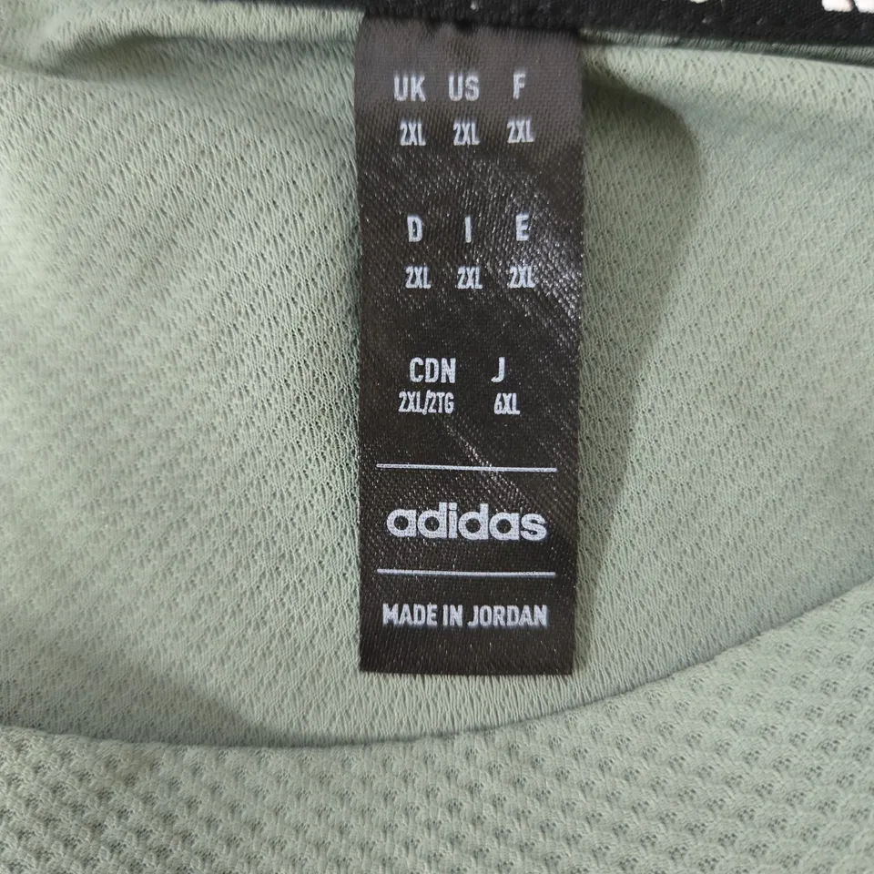 ADIDAS RUNNING T-SHIRT – UK 2XL – GREEN 