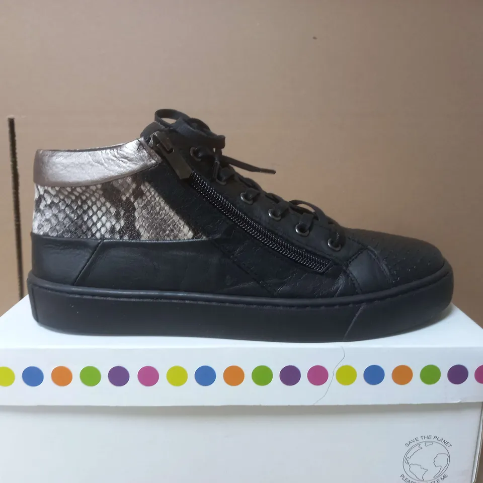 BOXED ADESSO BLACK SNAKE SKIN HIGH RISE TRAINERS - SIZE 7