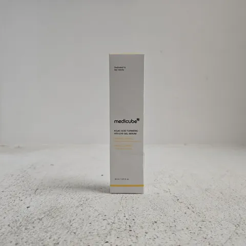MEDICUBE KOJIC ACID TURMERIC VITA EYE GEL SERUM – 30 ML