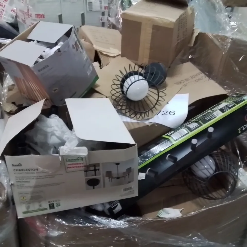 PALLET TO CONTAIN A LARGE QUANTITY OF ASSORTED LIGHT PRODUCTS TO INCLUDE,CHANDELIER,4 LIGHT CEILING FITTING,WALL LIGHT