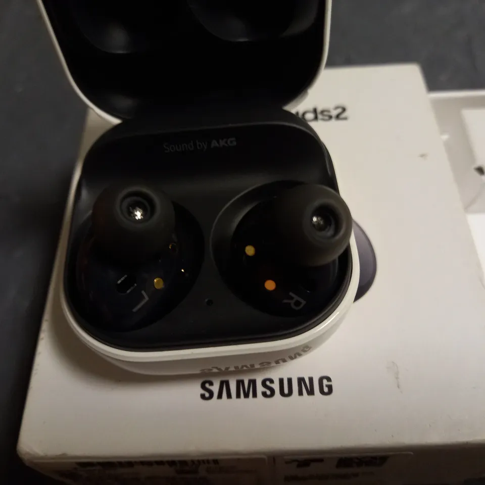 BOXED SAMSUNG GALAXY BUDS2 EARBUDS