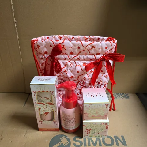 PLOUISE DRAWSTRING COSMETICS BAG TO INCLUDE SHIMMER BODY CREAM, SHIMMER MELTING BODY BALM AND FOAMING BODY WASH