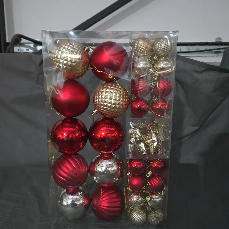 BOXED PACK OF 50 RED & GOLD BAUBLES  RRP £25