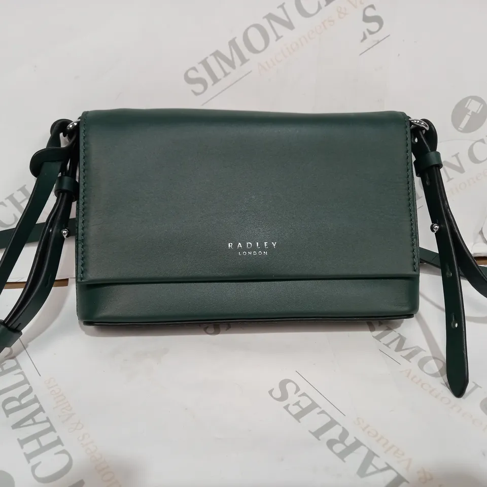 RADLEY LONDON GREEN SMALL SHOULDER BAG